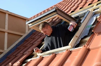 Pose de fenêtres de toit Velux à Saint-Siméon-de-Bressieux